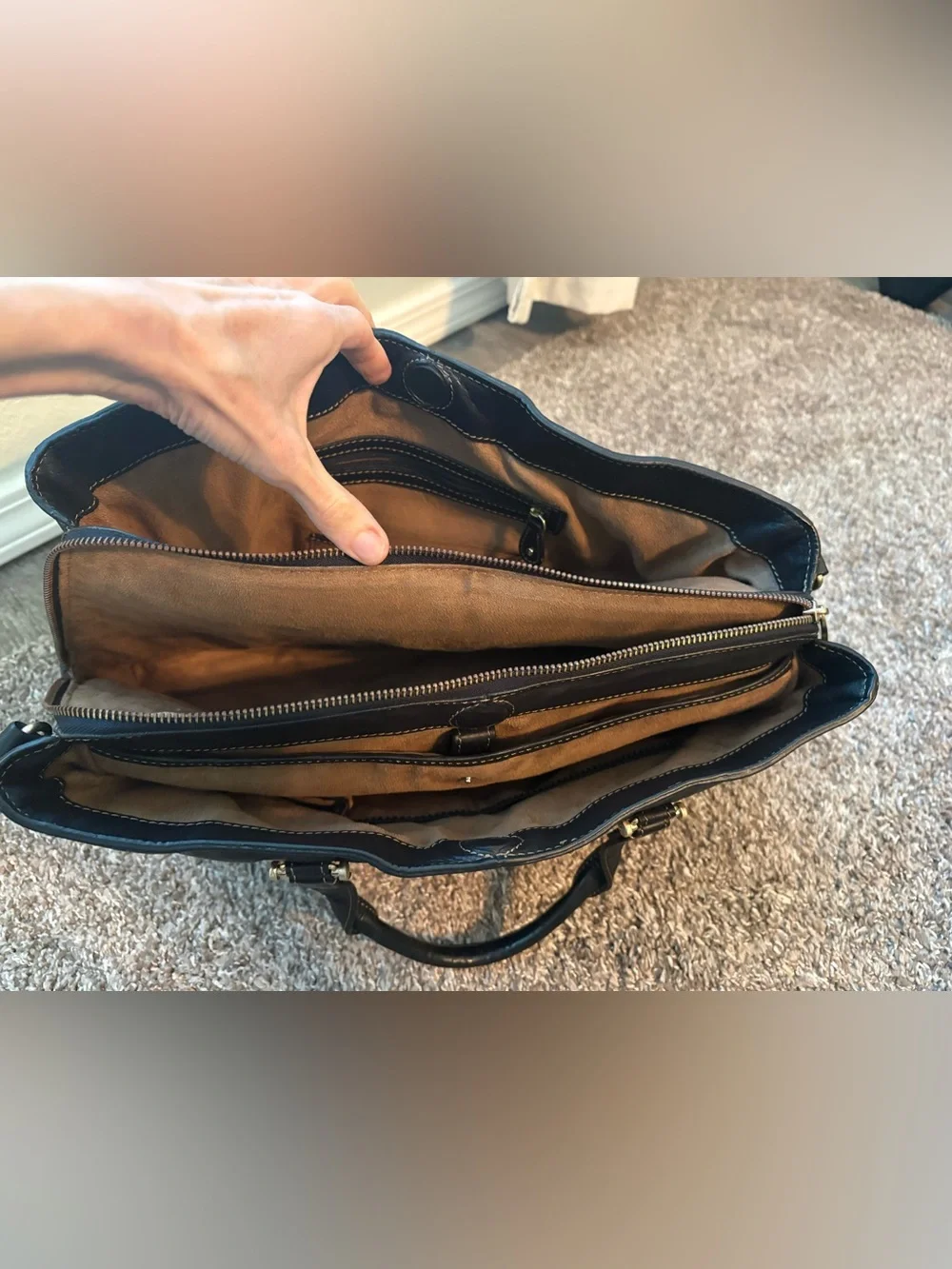 Liz Claiborne black leather satchel tote bag purse